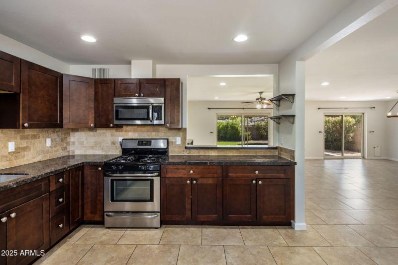 3-web-or-mls-D46A1431 copy