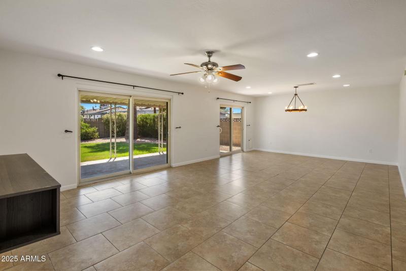 4-web-or-mls-D46A1436 copy