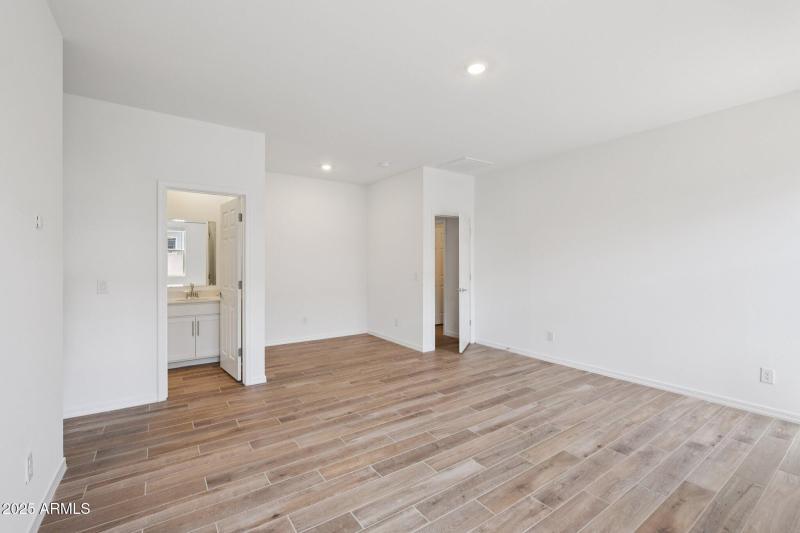 19-web-or-mls-W Old Timer Rd-S1008-019