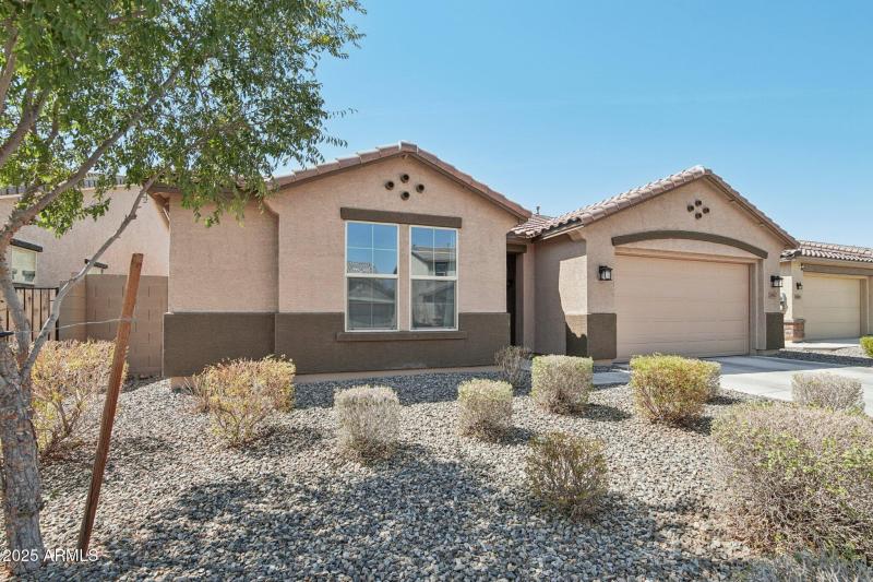 5-web-or-mls-W Luke Ave-S1208-003