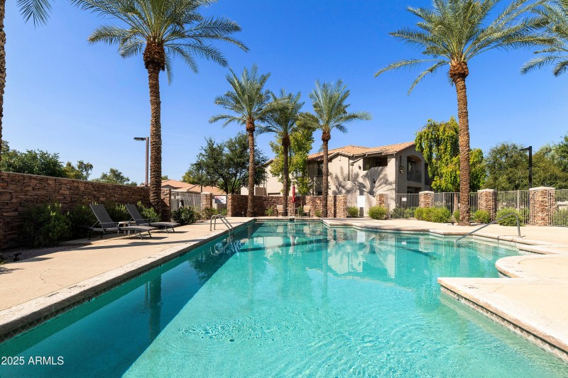 2155 N-037-031-DLB 2898-MLS_Size