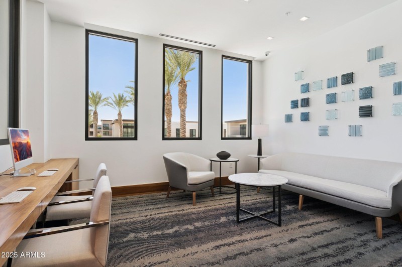 Clubhouse Business Center