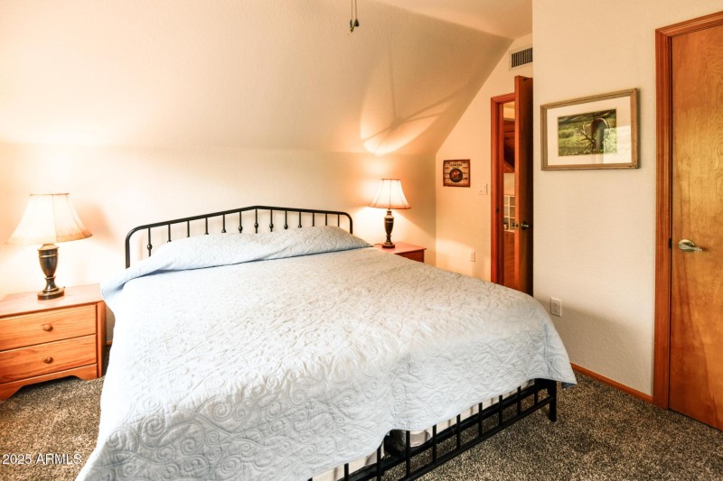 G upstairs bed and bath (3)