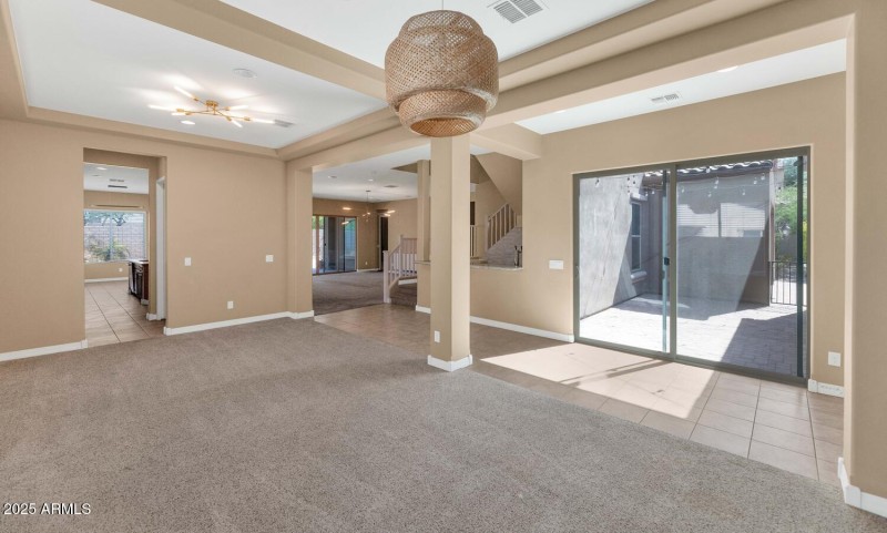 10718 E Lumiere Ave-large-007-024-10718