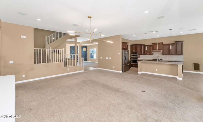 10718 E Lumiere Ave-large-009-022-10718