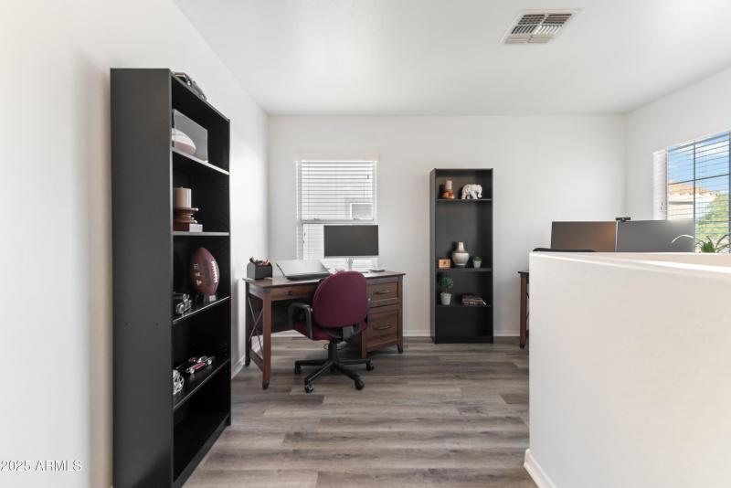 19_41172 w cahill dr-19