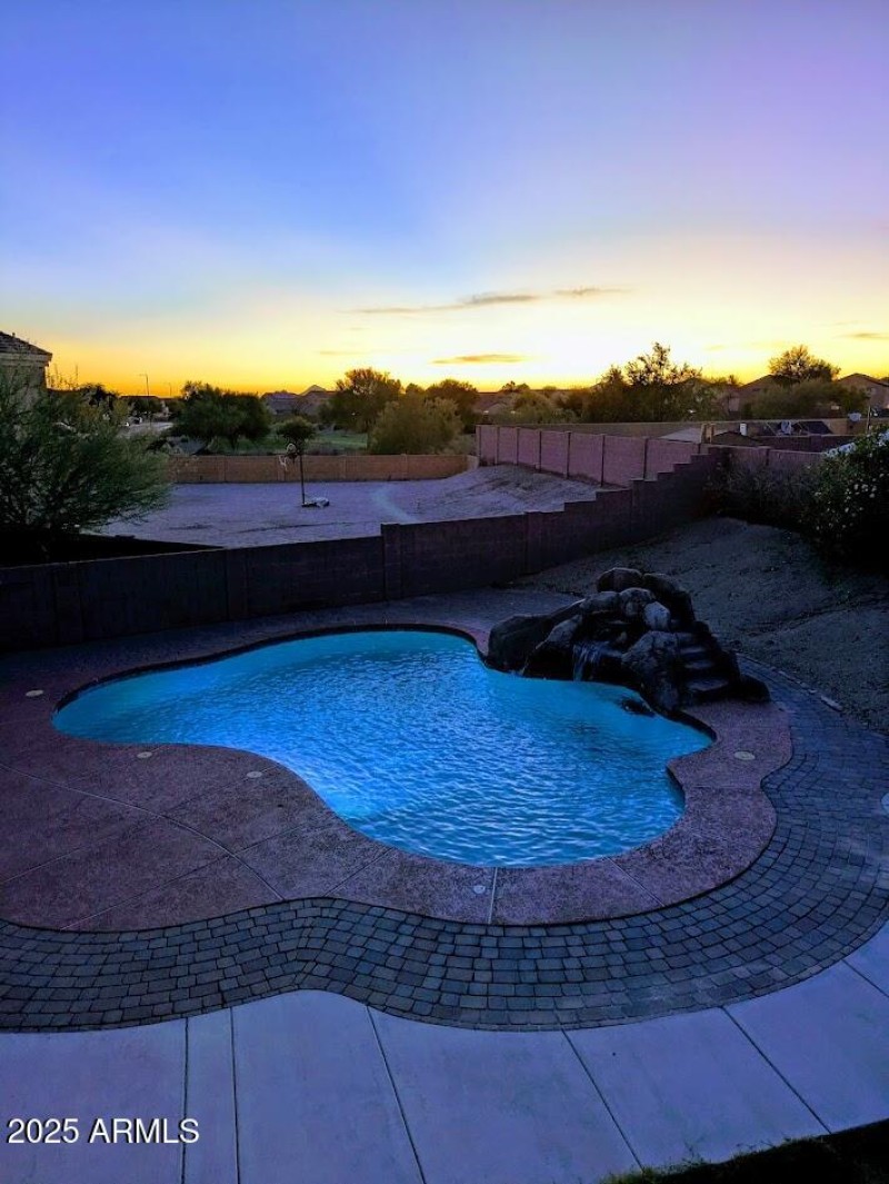 PXL_20250804_025000464-EFFECTS