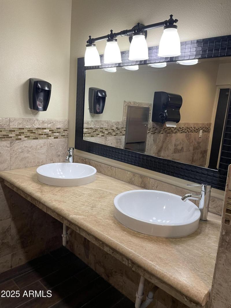 uuid=EA4B6313-B7BC-448B-85AD-B20D54774DB