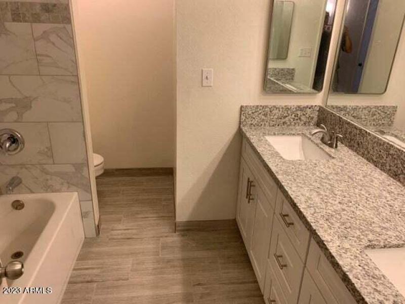 20190403064210035629000000-o