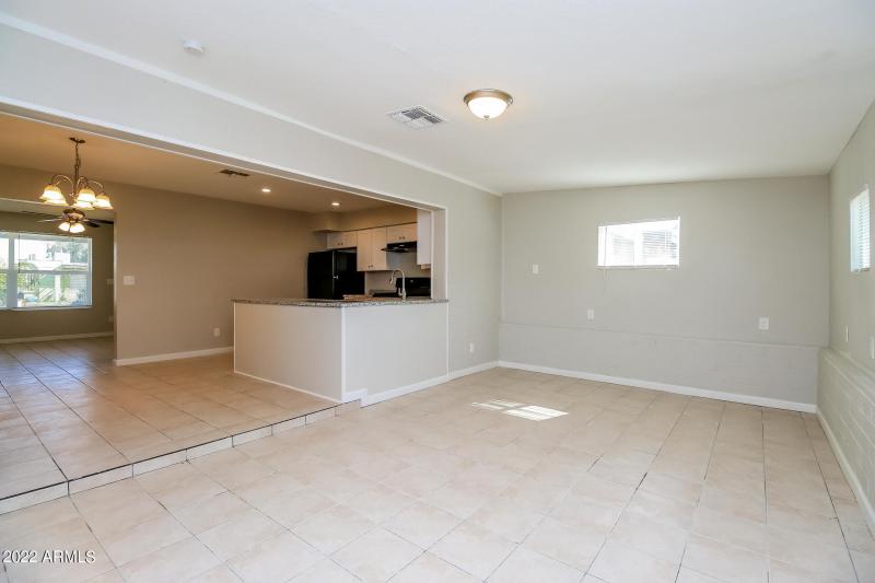 005-photo-bonus-room-11713434