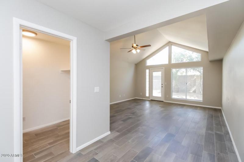 4924 W Villa Rita Dr (8.5)