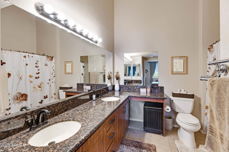 Owner's Suite Bathroom