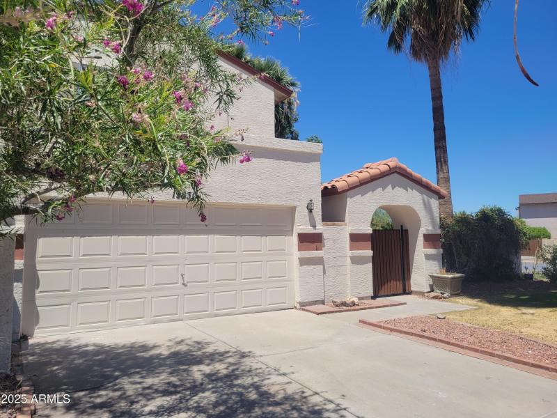 233022-photo-629e766ea5811