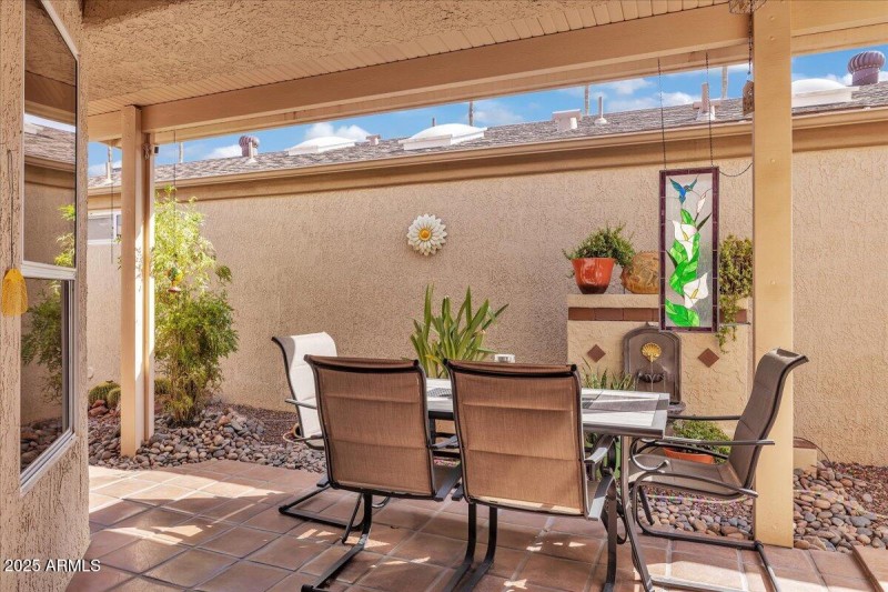 07-21742_N_Limousine_Dr8