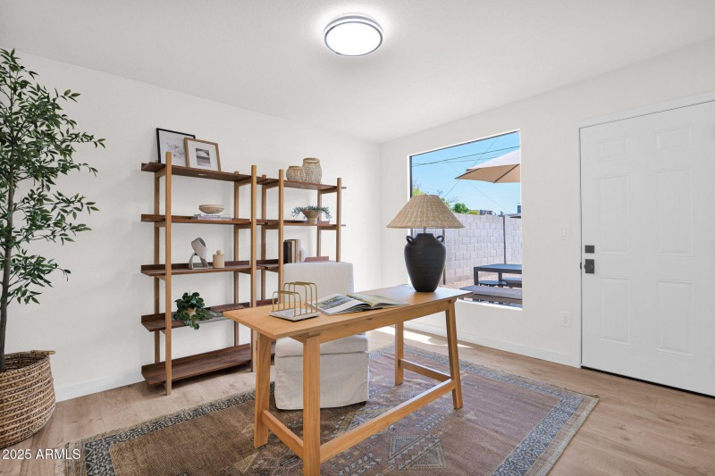 17-web-or-mls-P1279557