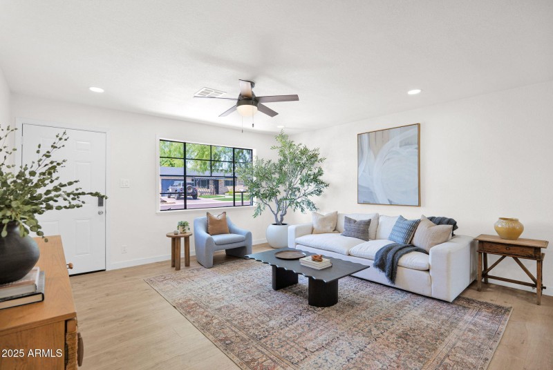 30-web-or-mls-P1279586