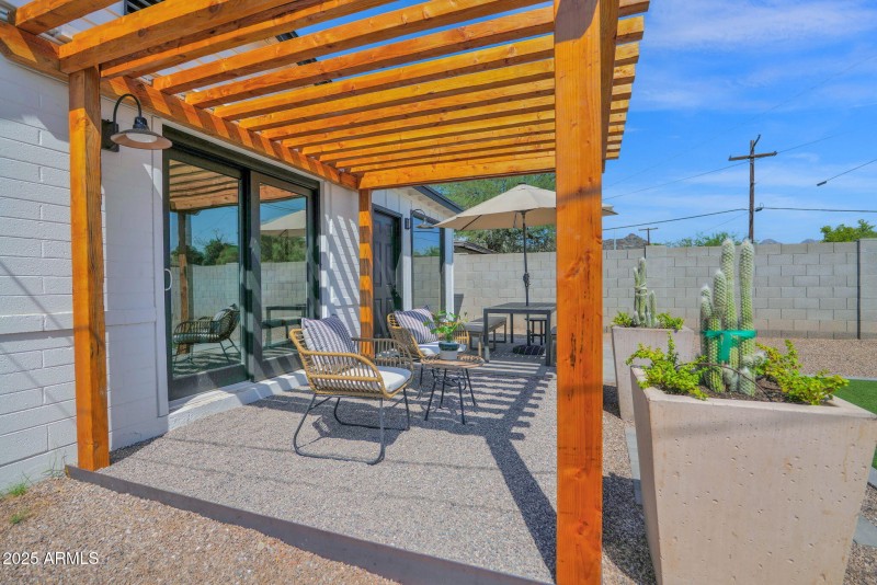 38-web-or-mls-P1279613