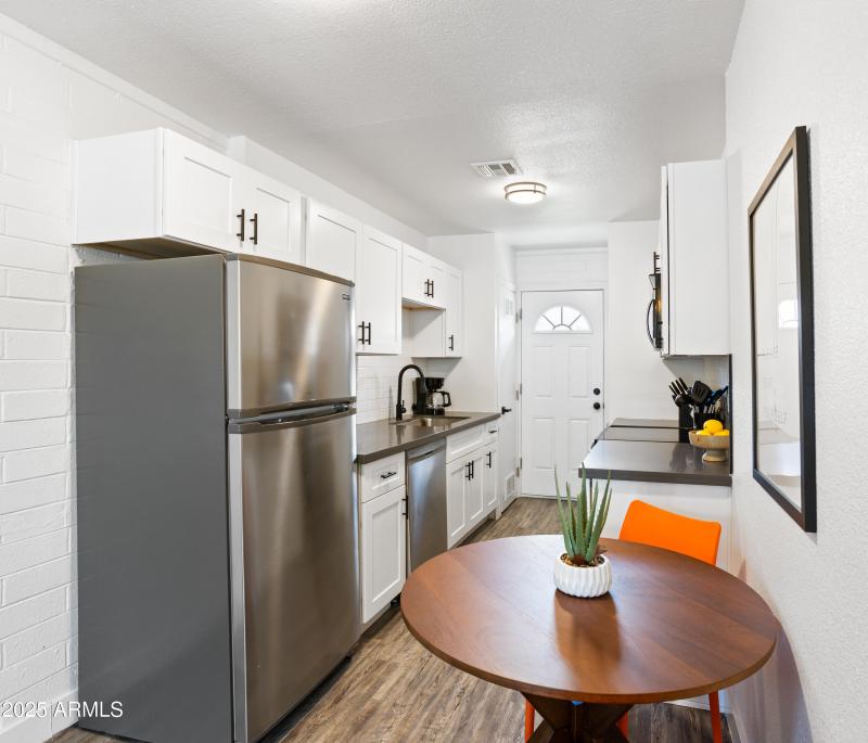 PropertyImageCo_OldTownunits_WEB-18