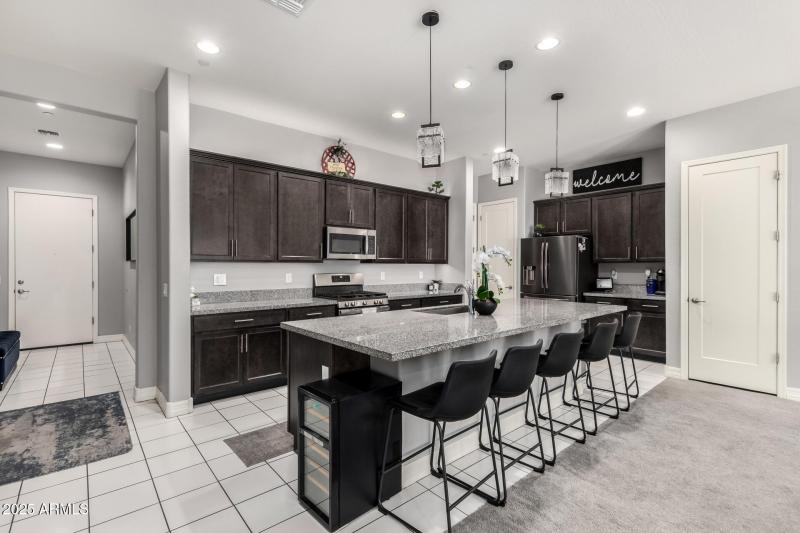 Huge Island - 42in Cabinets