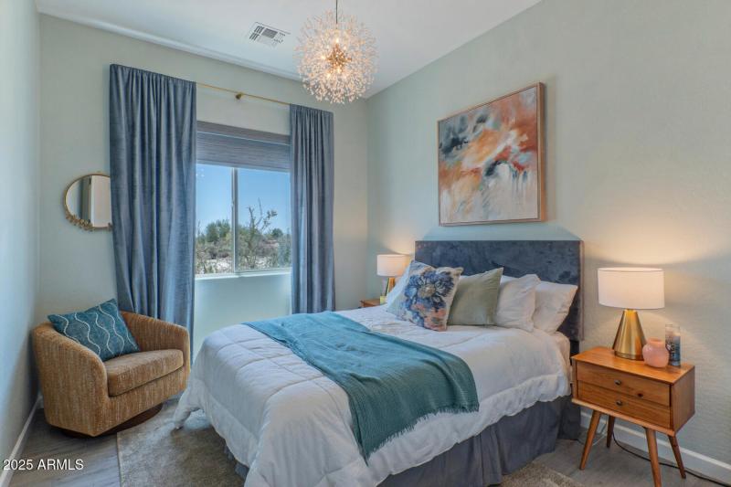 29708 North 168th Street-large-015-013-g