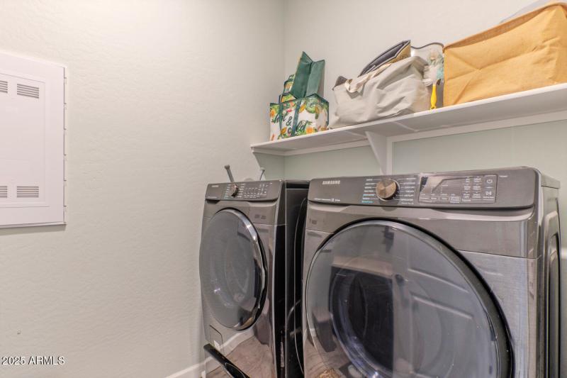 29708 North 168th Street-large-016-021-l