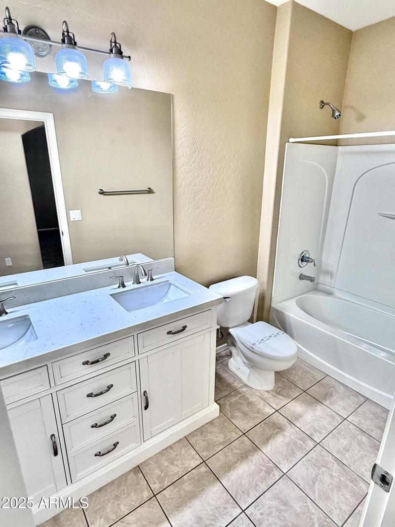 Guest Bath w/Double Sinks
