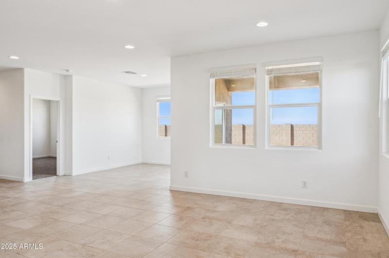 13-print-12367-e-bahia-ct-lot-413-magma-