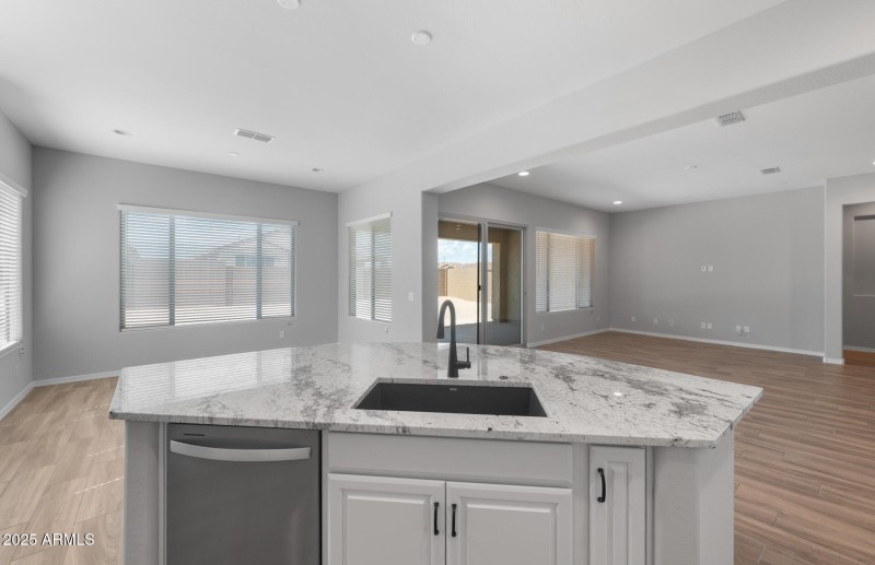 Kitchen/Cafe/Gathering Room