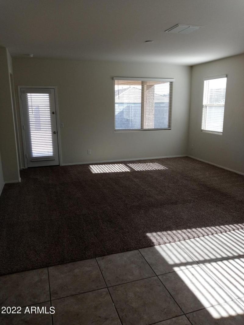 31009 W COLUMBUS AVE33