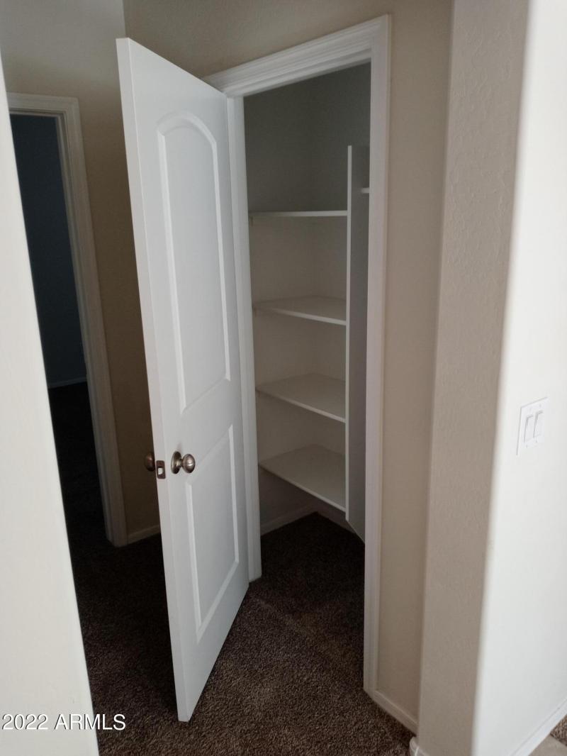 31009 W COLUMBUS AVE36