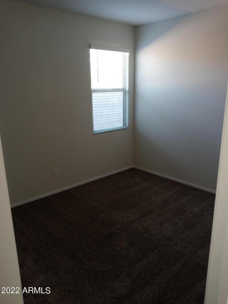 31009 W COLUMBUS AVE39