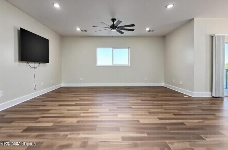 collov-ai_20250723201240_5ahz6h