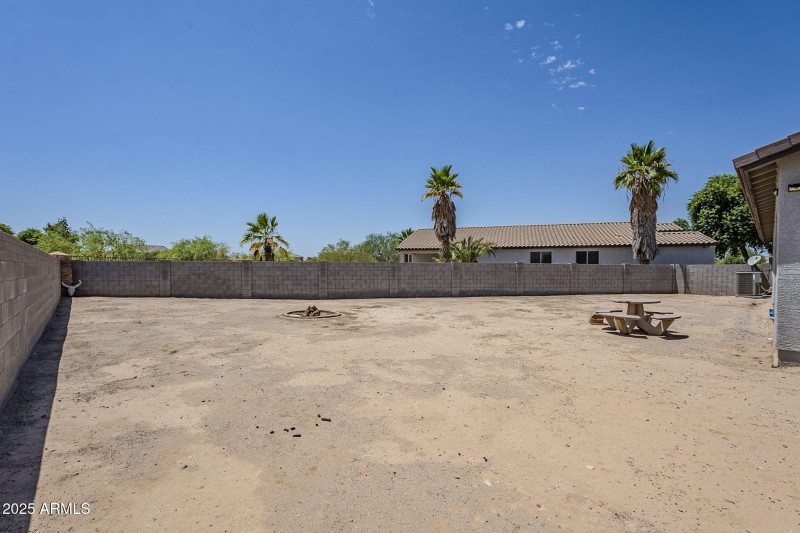 Desirable lot size!