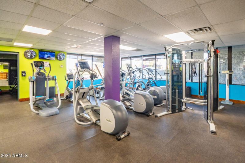 14 Community Gym
