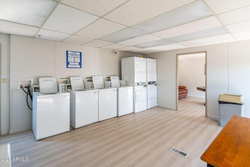 26 Community Laundry