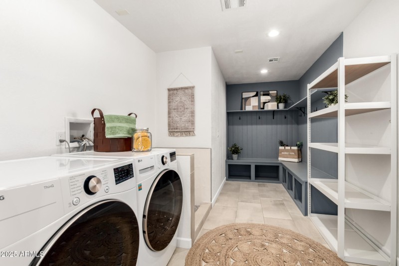 31- 2550 E Sahuaro Dr, Phoenix 85028