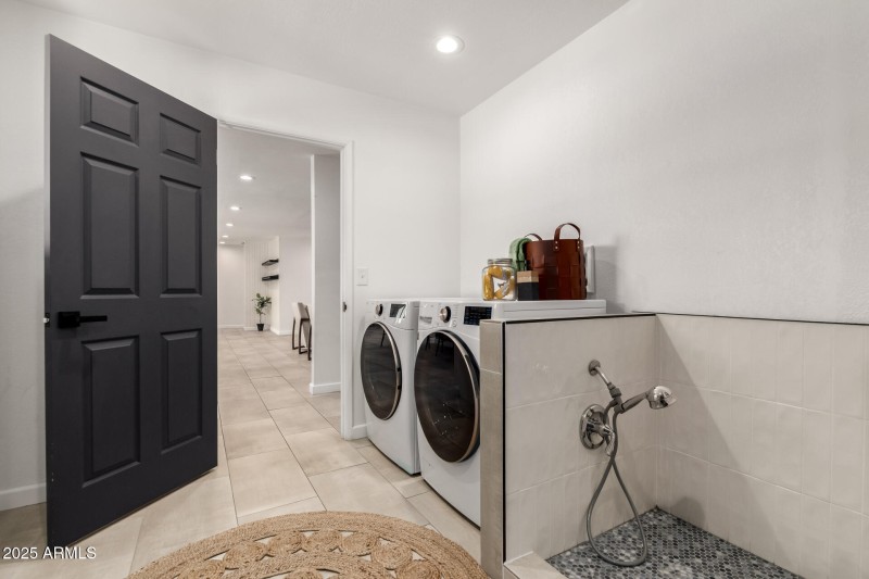 32- 2550 E Sahuaro Dr, Phoenix 85028