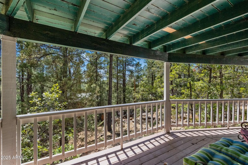 Overlooks the backyard area