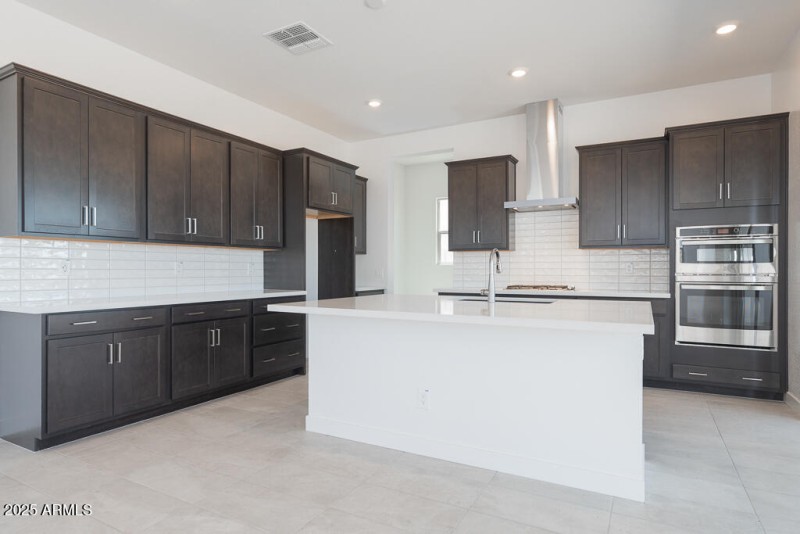 Tri Pointe Soleo 515 - Kitchen-2MLS