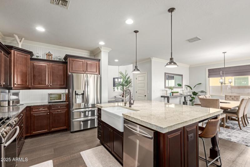 Gorgeous updated kitchen