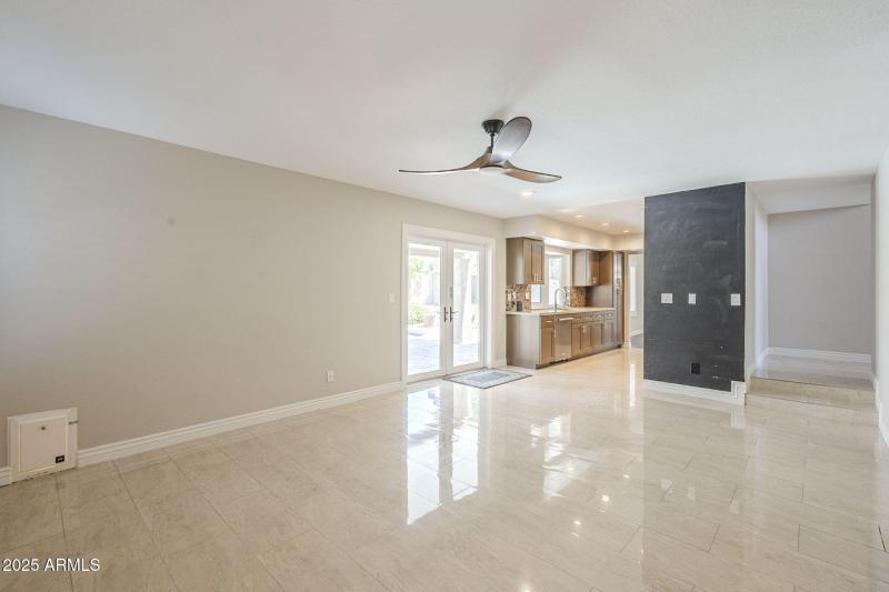 15-web-or-mls-Paradise-15