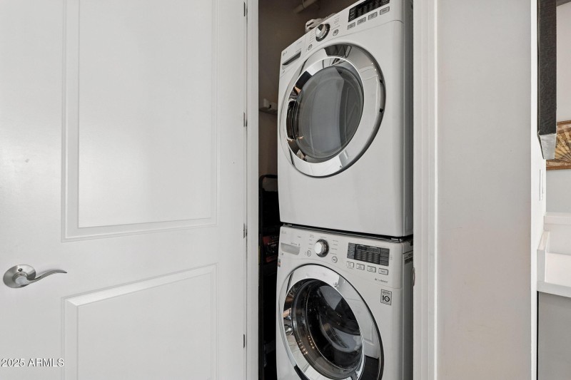 8-web-or-mls-Lexington-8