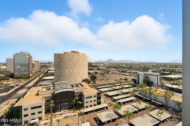 28-web-or-mls-Lexington-28