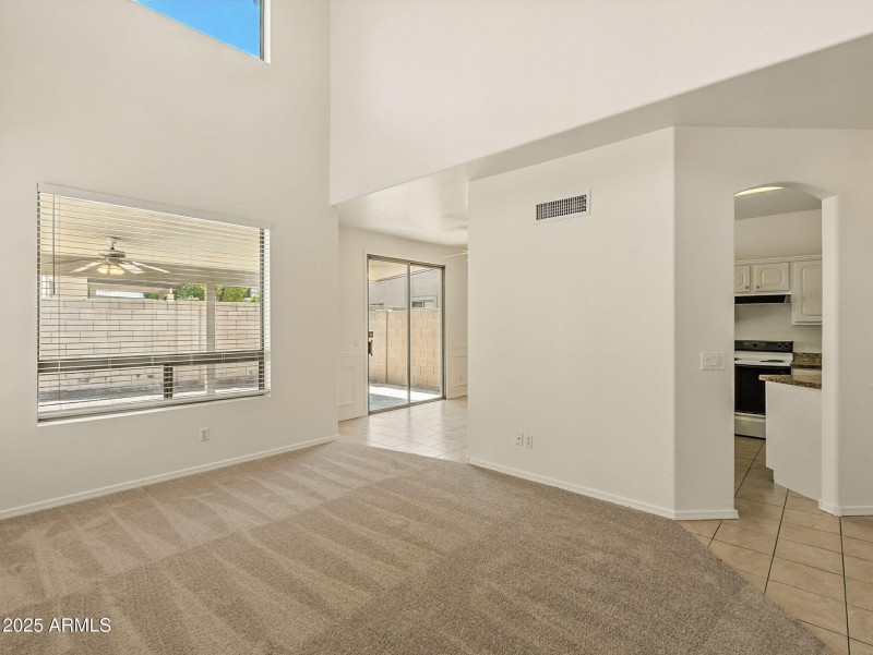 6-web-or-mls-Lazona-6