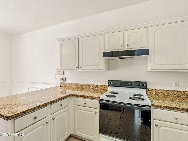 16-web-or-mls-Lazona-16