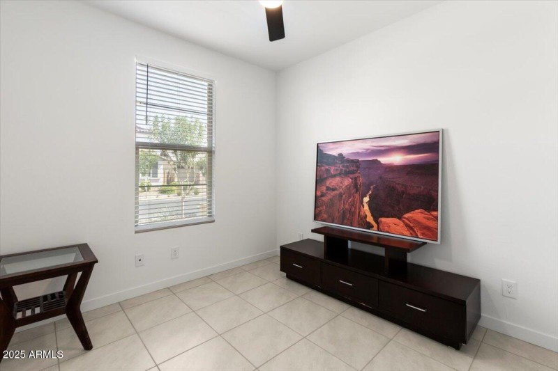 22521 E Twilight Dr 5th bdr or homeoffic