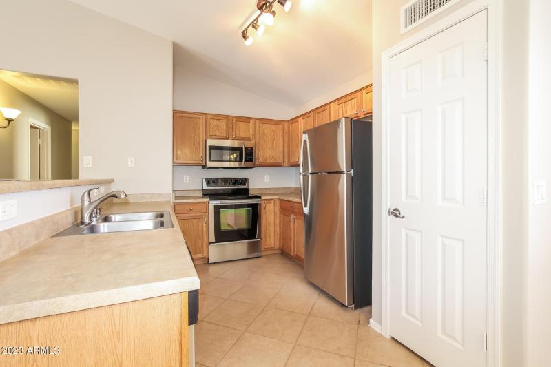 005-photo-kitchen-7546578