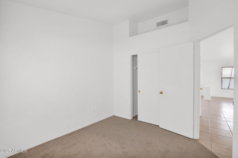 23-web-or-mls-P1279842