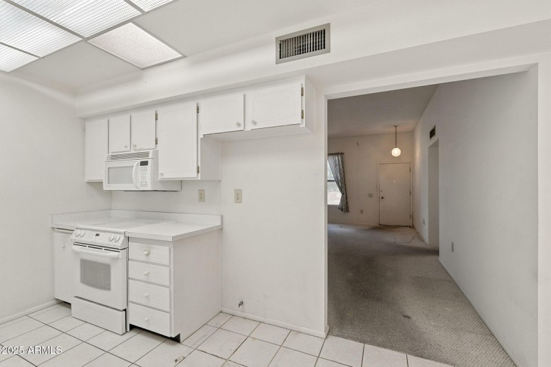 16-web-or-mls-Lancaster-16