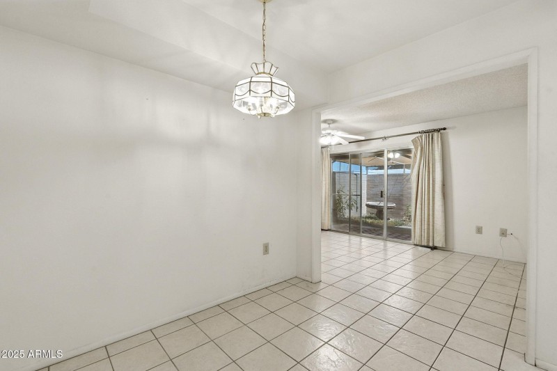 20-web-or-mls-Lancaster-20